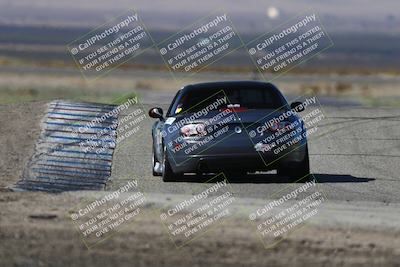 media/Oct-26-2025-CalClub SCCA (Sun) [[8ce1e69566]]/Group 2/Grapevine/